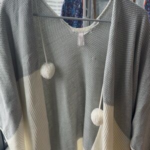 LC Lauren Conrad Gray and Cream Poncho